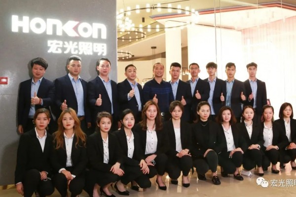 新技術(shù).新賦能-宏光營(yíng)銷(xiāo)團(tuán)隊(duì)“酷家樂(lè)”系統(tǒng)培訓(xùn)