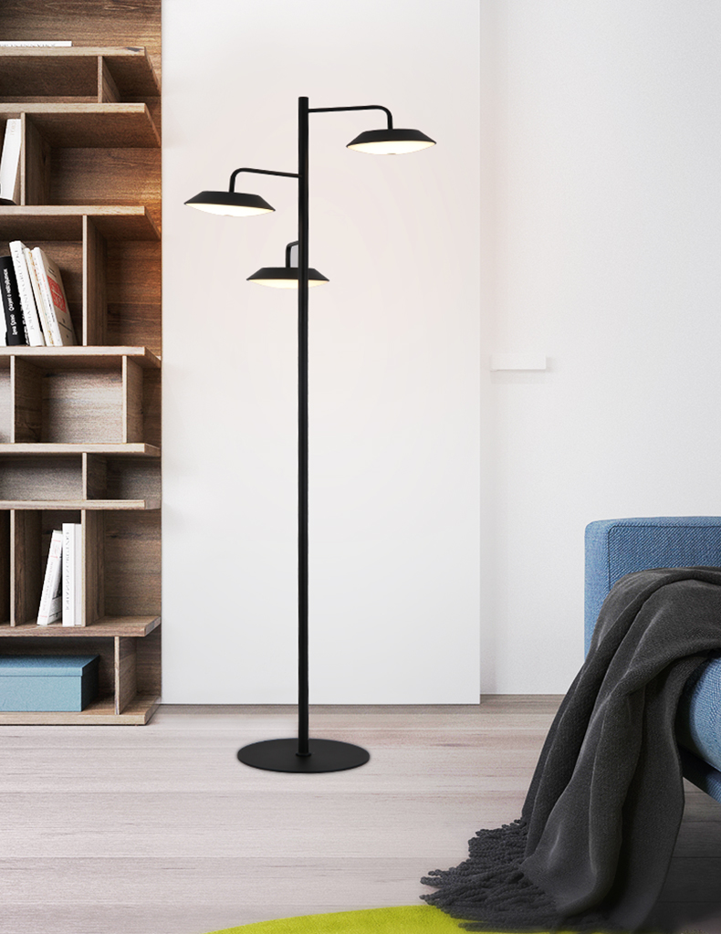 落地?zé)?/>
          </div>
          <div   id=